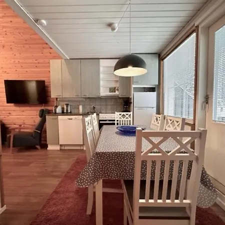 Levin Keskusta, Kaetkaelaeinen D2 Appartement